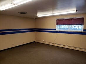 6767 E 39th Ave, Denver, CO to rent Interior Photo- Image 1 of 2