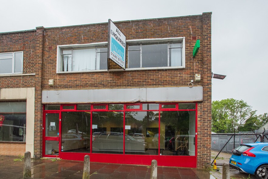 312 Court Rd, Orpington, BR6 9DA UK