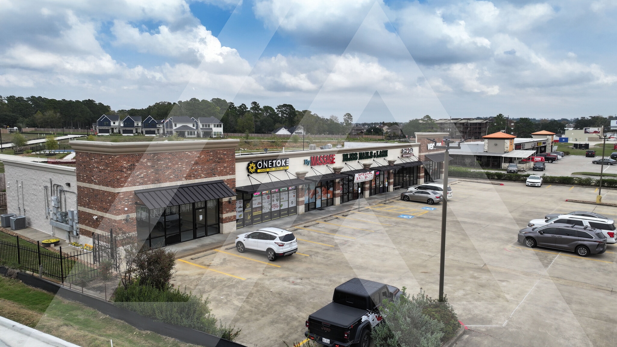18024 Highway 105, Montgomery, TX to rent Building Photo- Image 1 of 11