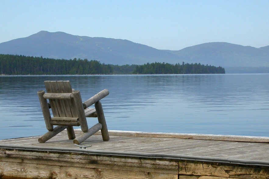 648 Black Point Rd, Beaver Cove, ME for sale - Primary Photo - Image 1 of 88