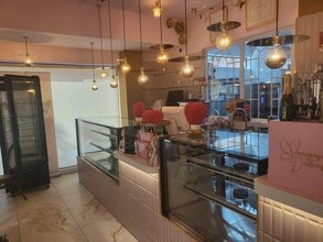 Retail in Majadahonda, Madrid to rent Interior Photo- Image 2 of 17