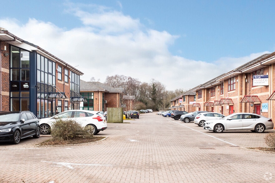 Cooper Way, Carlisle to rent - Building Photo - Image 3 of 5