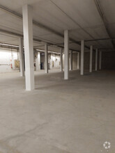 Industrial in Madrid, MAD for rent Interior Photo- Image 2 of 3