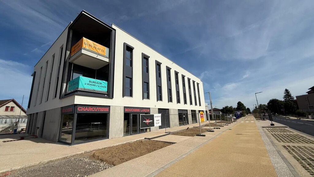 Vente Bureaux 82 m² - Photo 1