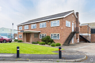 58-66 Morley Rd, Tonbridge for rent Primary Photo- Image 1 of 3