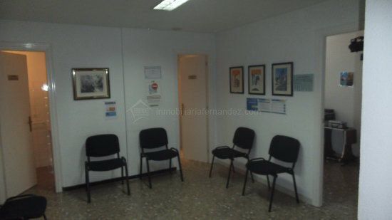 Office in Cáceres, Cáceres to rent Building Photo- Image 1 of 11