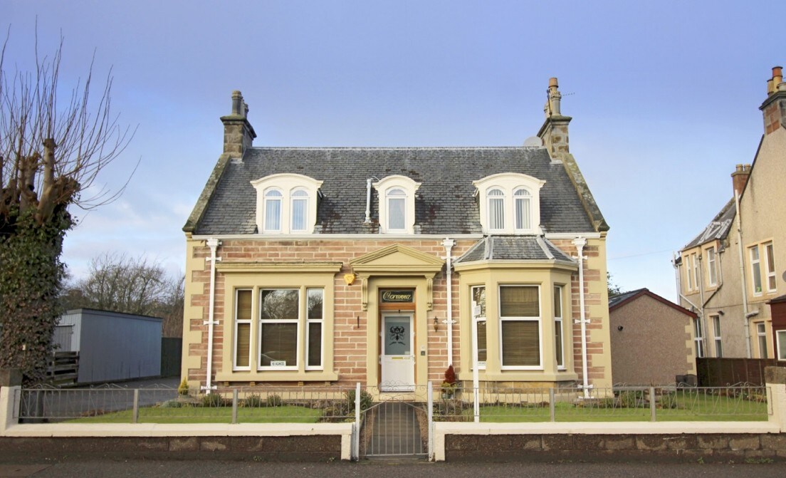 16 Glenurquhart Rd, Inverness for sale Primary Photo- Image 1 of 1