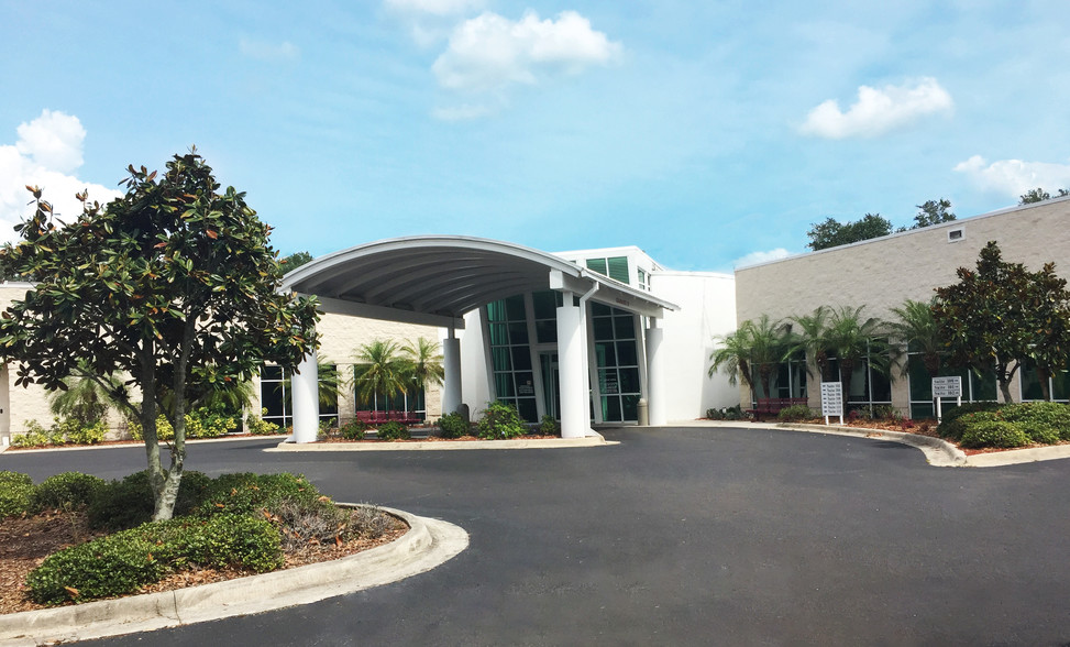 4051 Upper Creek Dr, Sun City Center, FL for sale - Building Photo - Image 1 of 1