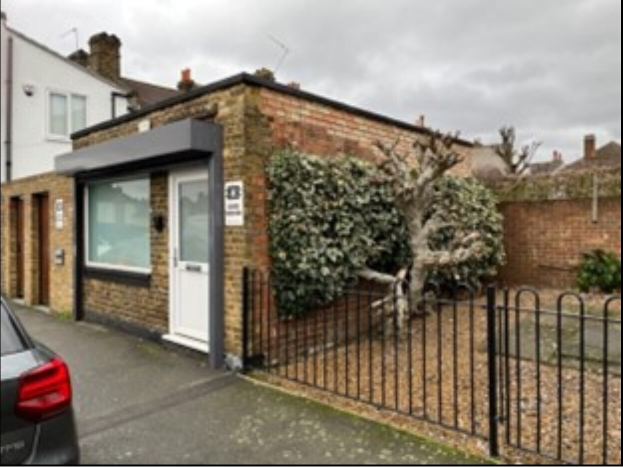 1A Beaconsfield Rd, London for sale Primary Photo- Image 1 of 1