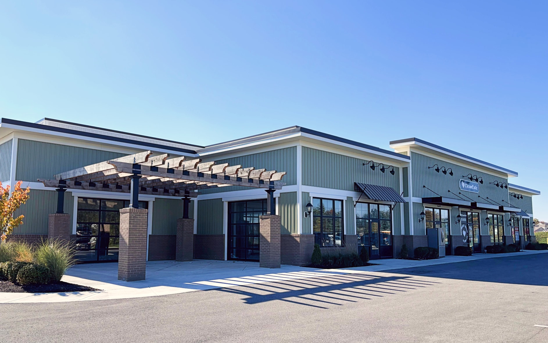 3621 Southwest Blvd, Grove City, OH to rent Interior Photo- Image 1 of 2