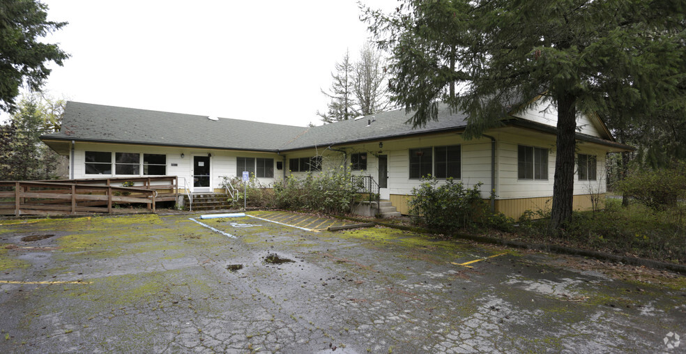 48513 Highway 58, Oakridge, OR for sale - Primary Photo - Image 1 of 1