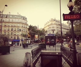Retail in Paris to rent Map- Image 1 of 2