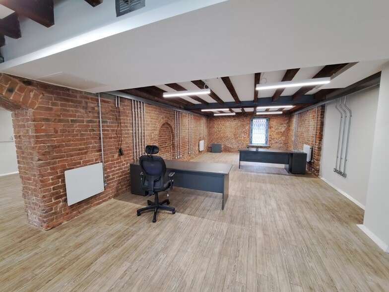 20 Tariff St, Manchester to rent - Building Photo - Image 2 of 6