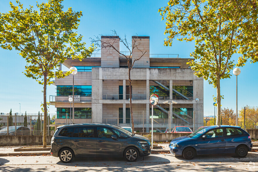 Calle Adolfo Pérez Esquivel, 3, Las Rozas de Madrid, Madrid for rent - Building Photo - Image 3 of 3