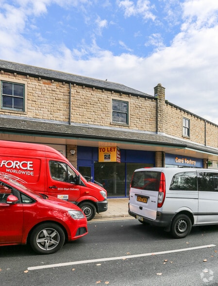 Northgate, Heckmondwike to rent - Building Photo - Image 3 of 5