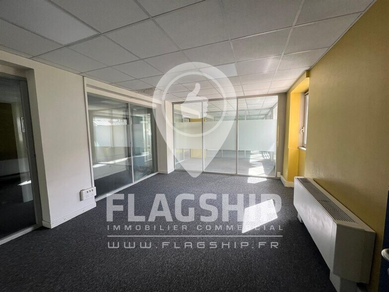 Office in Boulogne-Billancourt to rent - Interior Photo - Image 3 of 5