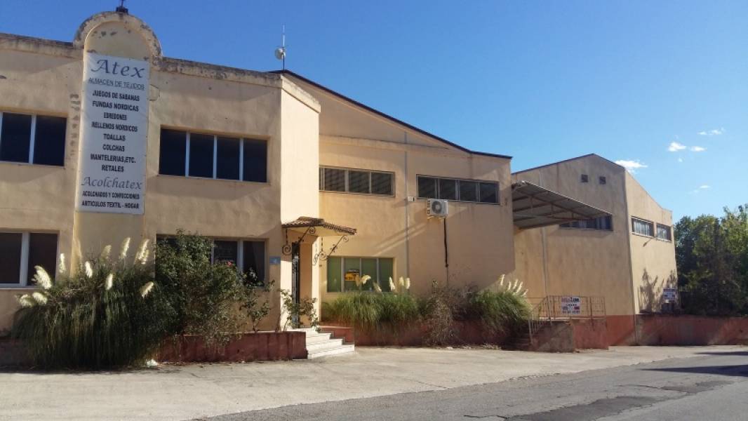Industrial in Ontinyent, Valencia to rent Building Photo- Image 1 of 2