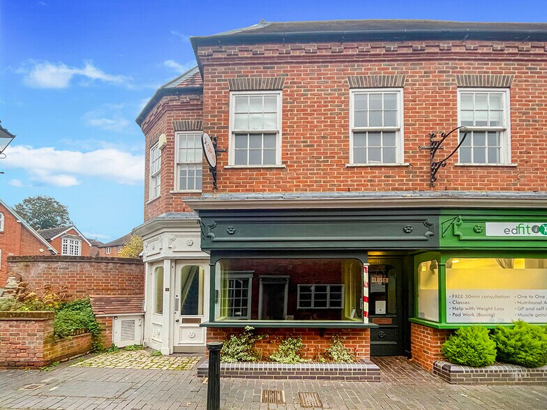 11 Upper Church Ln, Farnham for sale - Building Photo - Image 1 of 1