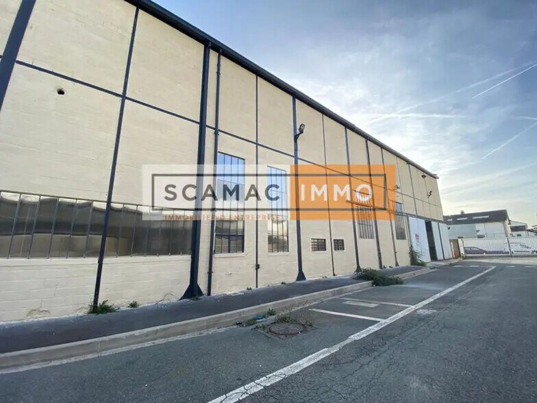 Industrial in Vitry-sur-Seine to rent - Building Photo - Image 3 of 5