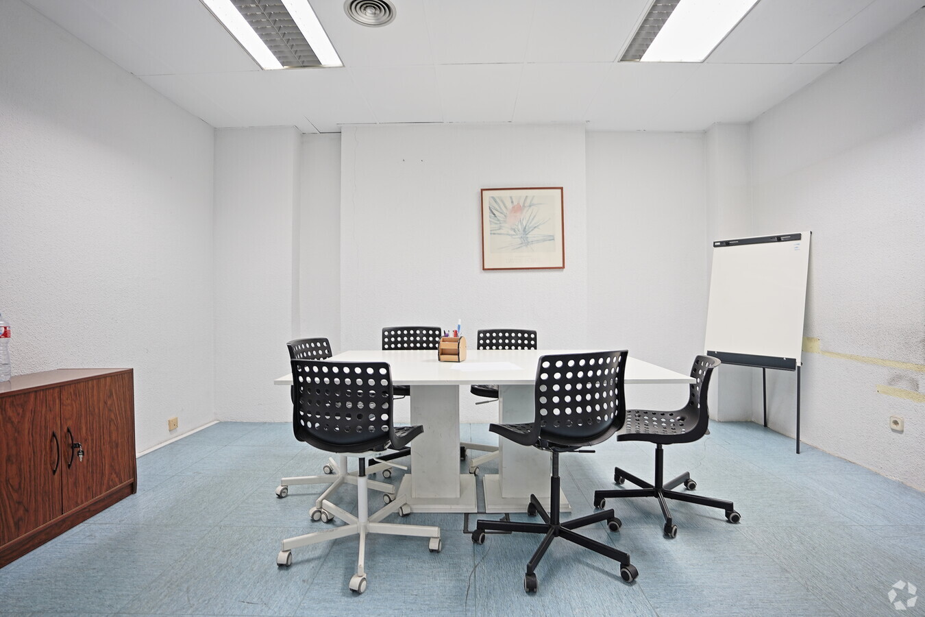 Madrid, MAD 28049 - Unit Puerta A, Esc. 2 -  - Interior Photo - Image 2 of 4