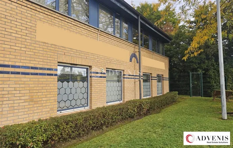 Vente Bureaux 811 m² - Photo 1