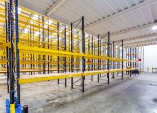 Jubilee Av, London to rent Interior Photo- Image 1 of 1