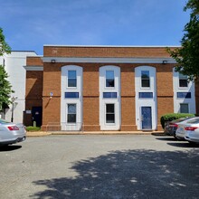 7 W Queens Way, Hampton, VA for sale Building Photo- Image 1 of 9