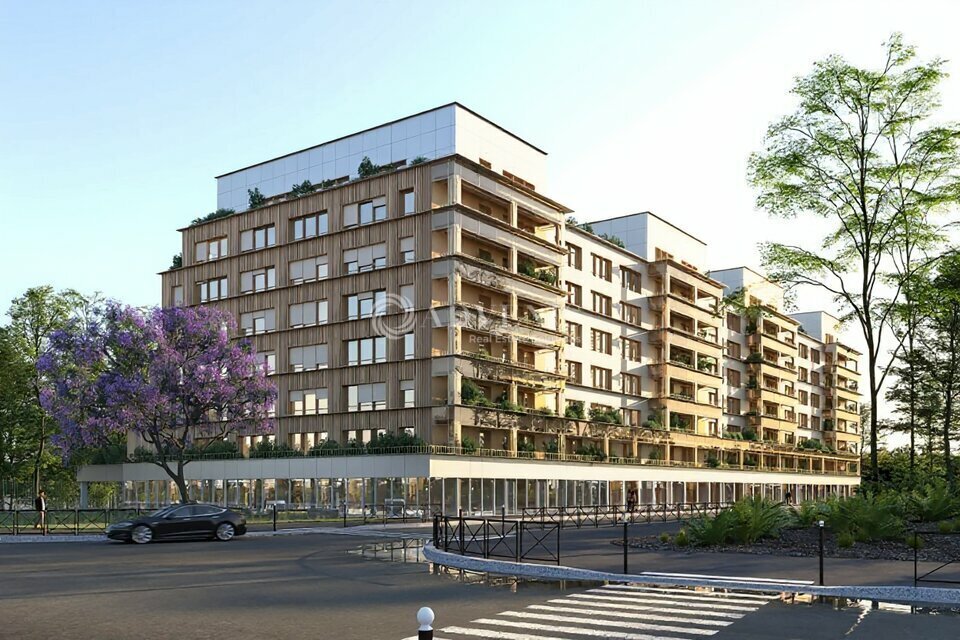 Office in Champs-sur-Marne to rent Building Photo- Image 1 of 8