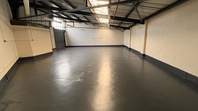 Josselin Ct, Basildon to rent Interior Photo- Image 1 of 4