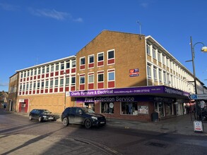 40-52 The Broadway, Crawley for rent Building Photo- Image 1 of 3