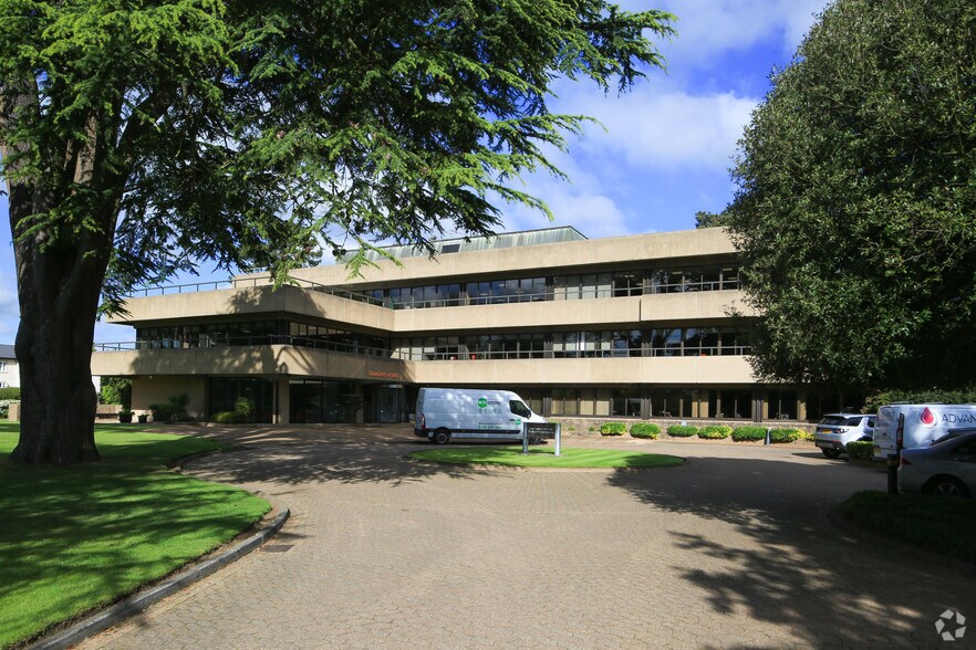 77 Mount Ephraim, Tunbridge Wells TN4 8BS Oakhurst House UK