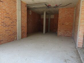 Industrial in Badalona, BAR for rent Building Photo- Image 2 of 5