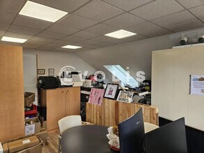 1 Rue De Terre Neuve, Les Ulis for sale Interior Photo- Image 2 of 7