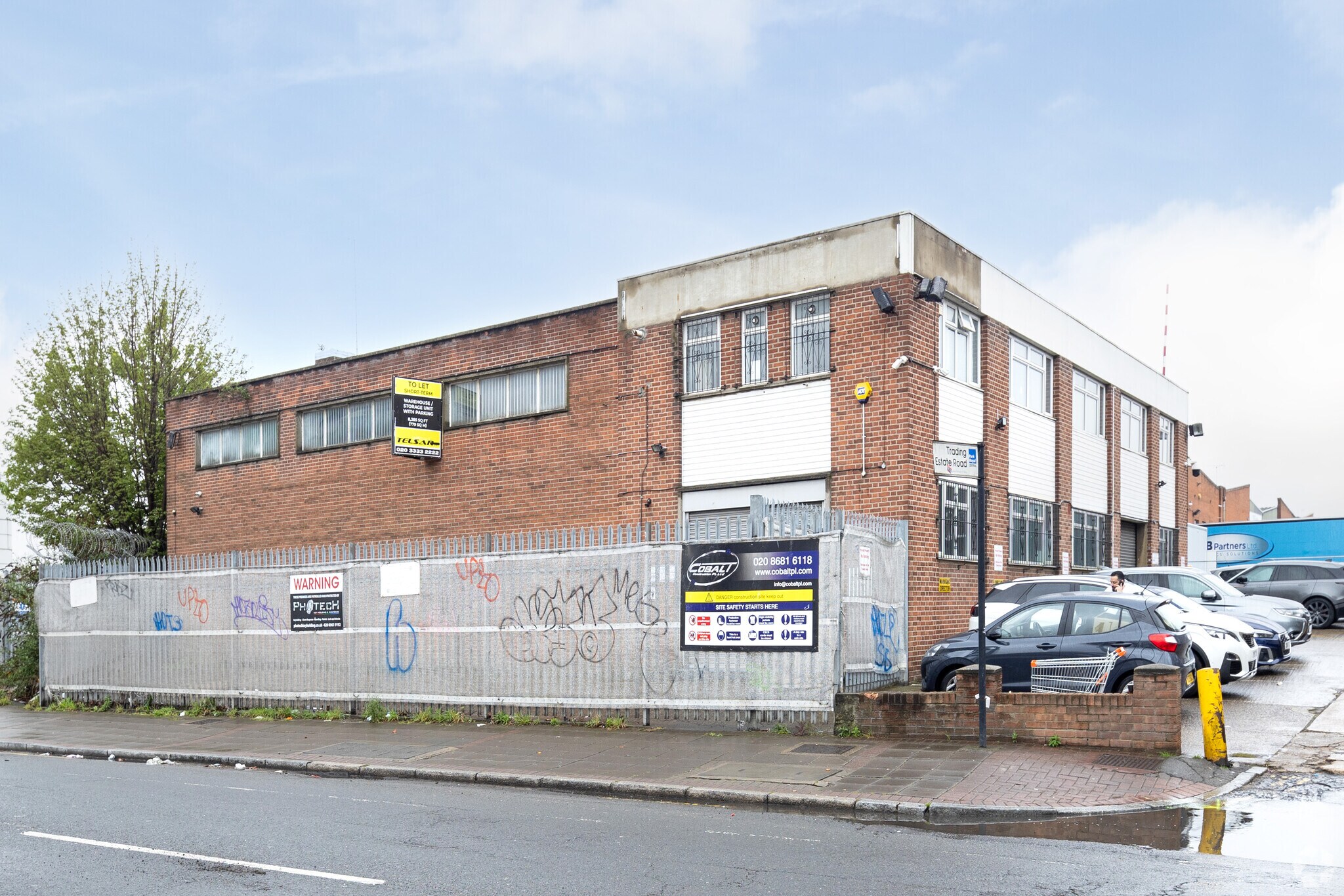 26 Park Royal Rd, London for sale Primary Photo- Image 1 of 1