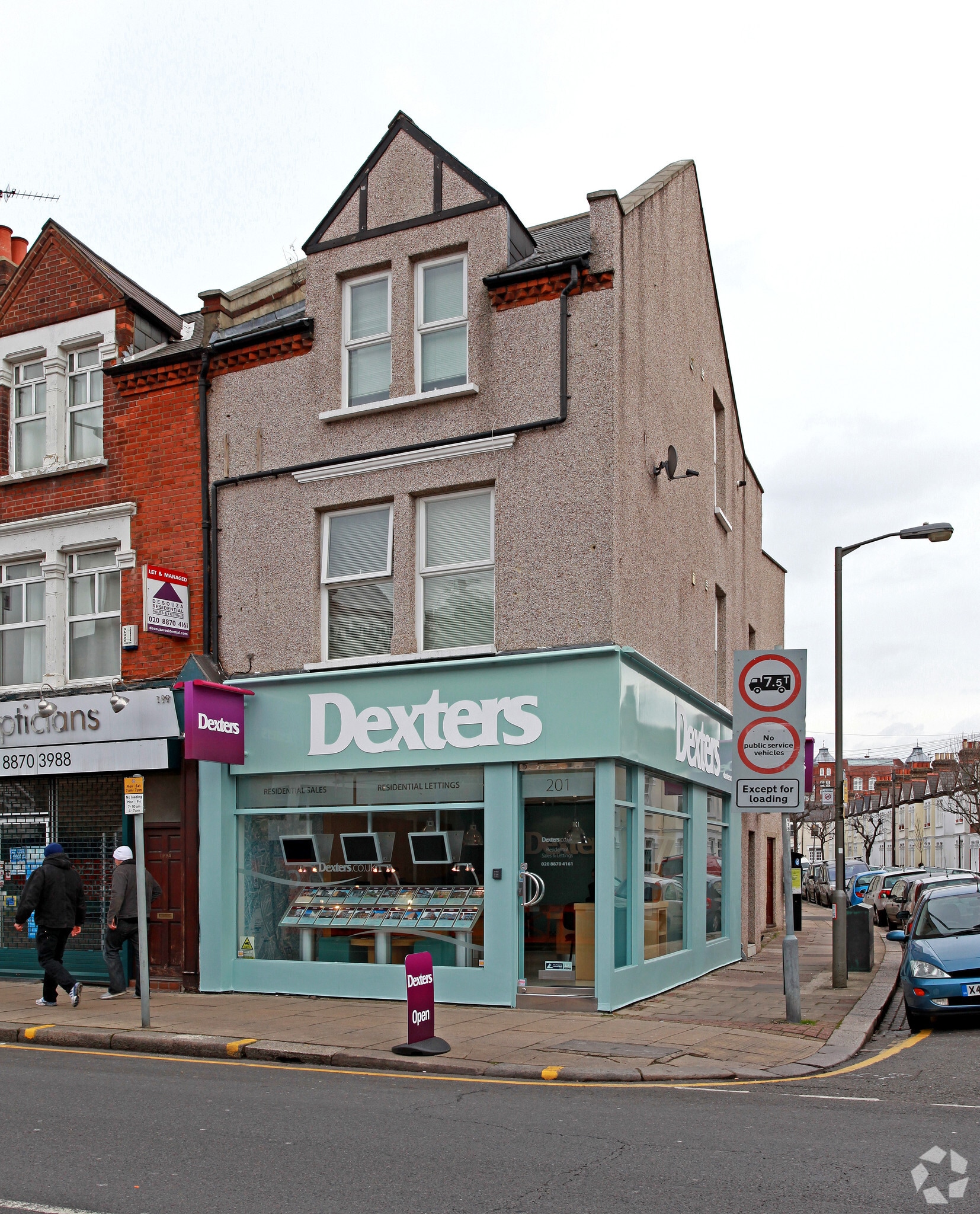 201 Garratt Ln, London for sale Primary Photo- Image 1 of 1