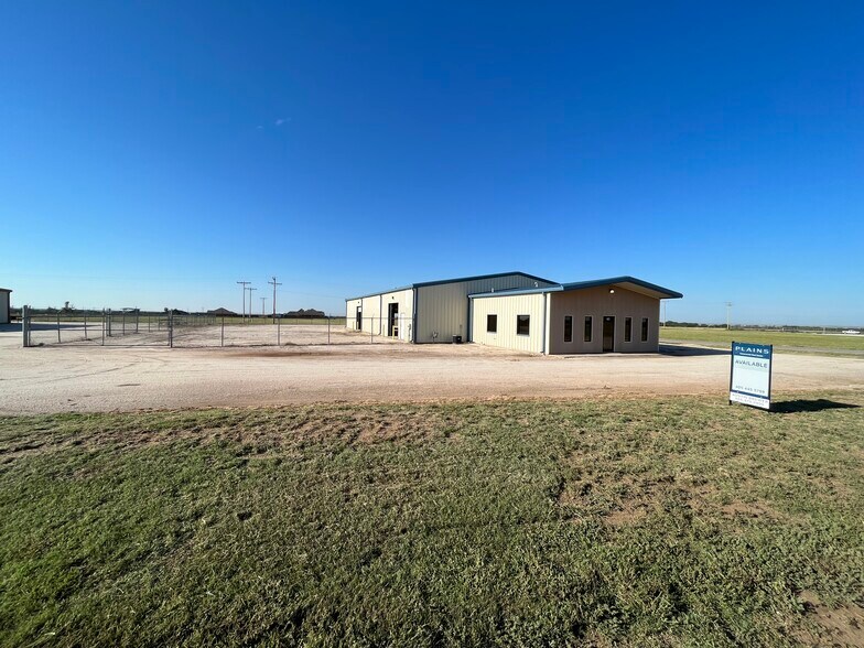 13441 US Highway 60, 73832 Industrial Building