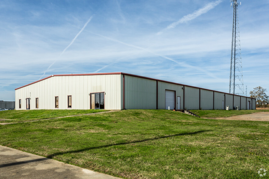 8450 Sandidge Rd, Olive Branch, MS for sale - Primary Photo - Image 1 of 1