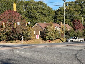 2233 S York Rd, Gastonia, NC for sale Primary Photo- Image 1 of 1