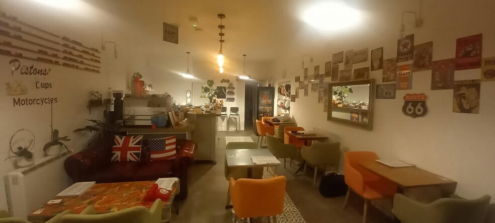 467-469 Upper Richmond West Rd, London to rent - Building Photo - Image 2 of 3