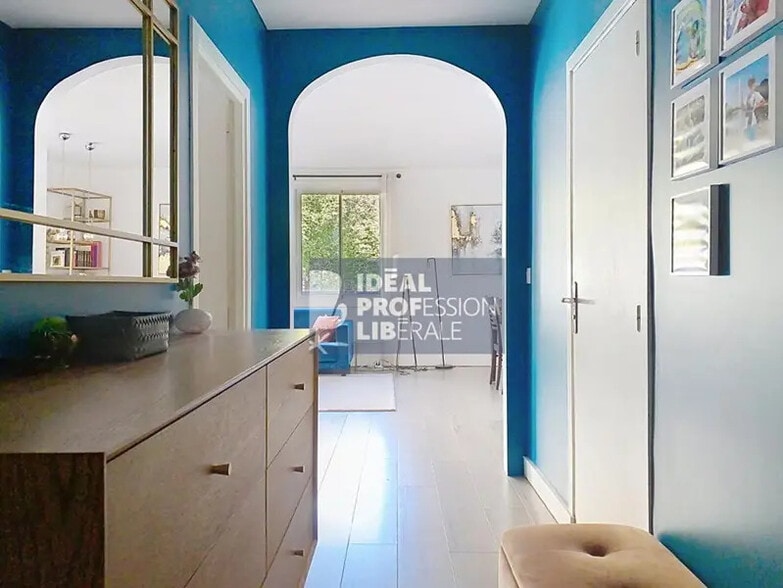 Build-to-Rent in Paris for sale - Interior Photo - Image 3 of 8