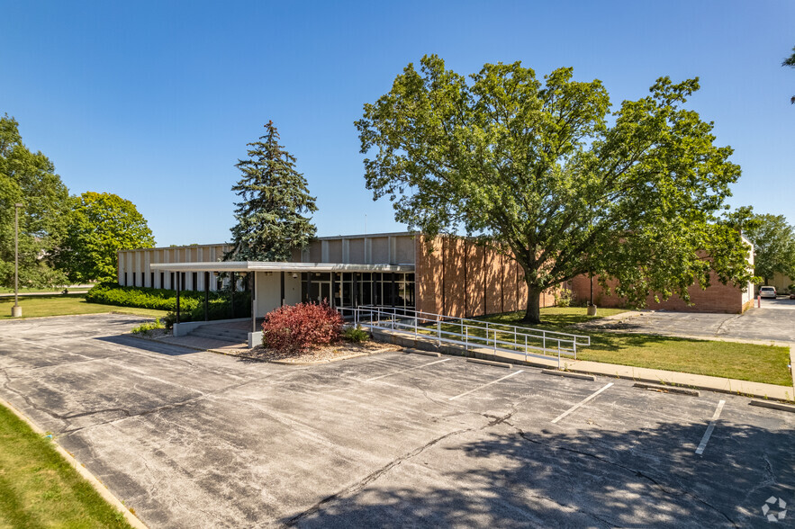 7707 NW 97th Ter, Kansas City, MO for sale - Building Photo - Image 1 of 1