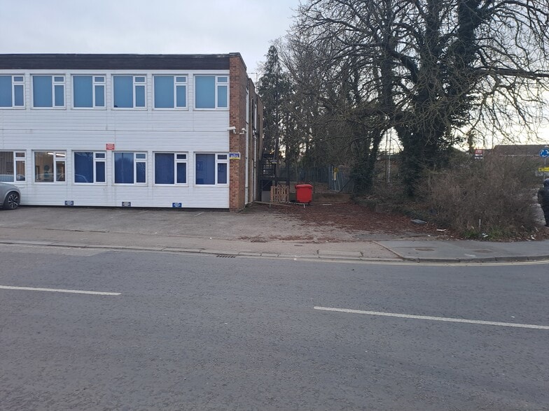Sopers Rd, Cuffley to rent - Building Photo - Image 2 of 2