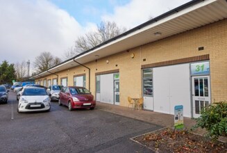 Lincoln Rd, High Wycombe for rent Building Photo- Image 1 of 8