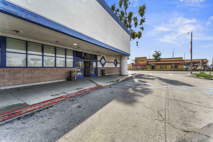 7859 Firestone Blvd, Downey, CA for rent - Building Photo - Image 3 of 16