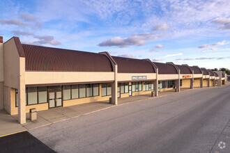 1900-1918 N Richmond Rd, Mchenry, IL for rent Primary Photo- Image 1 of 7