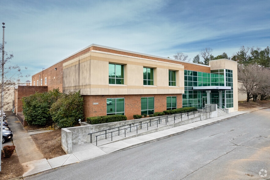 5700 Casey Dr, Knoxville, TN for sale - Primary Photo - Image 1 of 1
