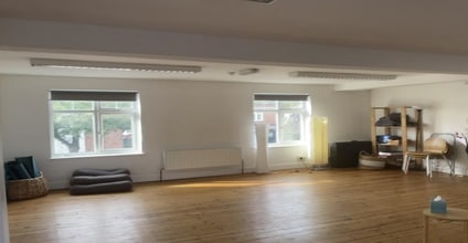 2-4 Hawthorn Way, Cambridge to rent Interior Photo- Image 2 of 2