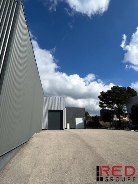 Industrial in Signes to rent - Building Photo - Image 3 of 5