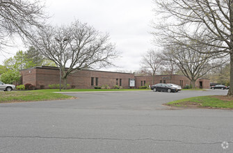 17 Computer Dr W, Albany, NY for rent Building Photo- Image 1 of 13