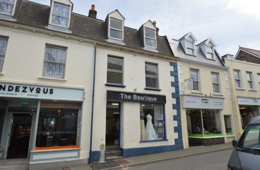 3 New Rd, Guernsey for sale - Primary Photo - Image 1 of 1